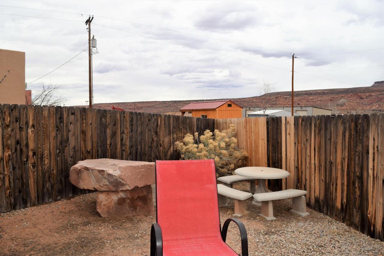 St Dane'S Desert Juniper Cabin Villa Moab Exterior foto